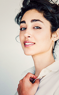 J'AIME LE FUTUR ET LE CHAOS (c'est une galerie d'arts) 382486golshifteh8