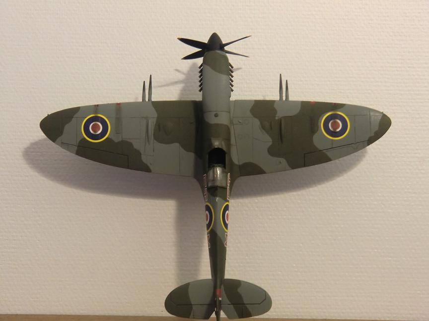 Spitfire Mk IX 1/48 Revell 386315CIMG0514