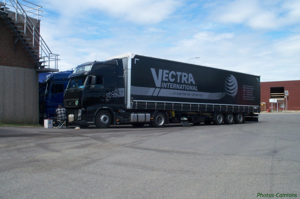 Vectra (Brasov) 388051photoscamions28V1115Copier