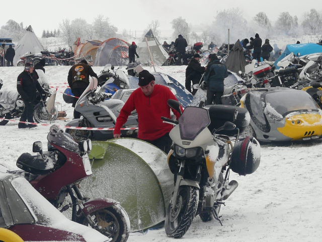 moto - rassemblement des millevaches authentic 5-6-7 decembre 2014 - Page 2 388443039