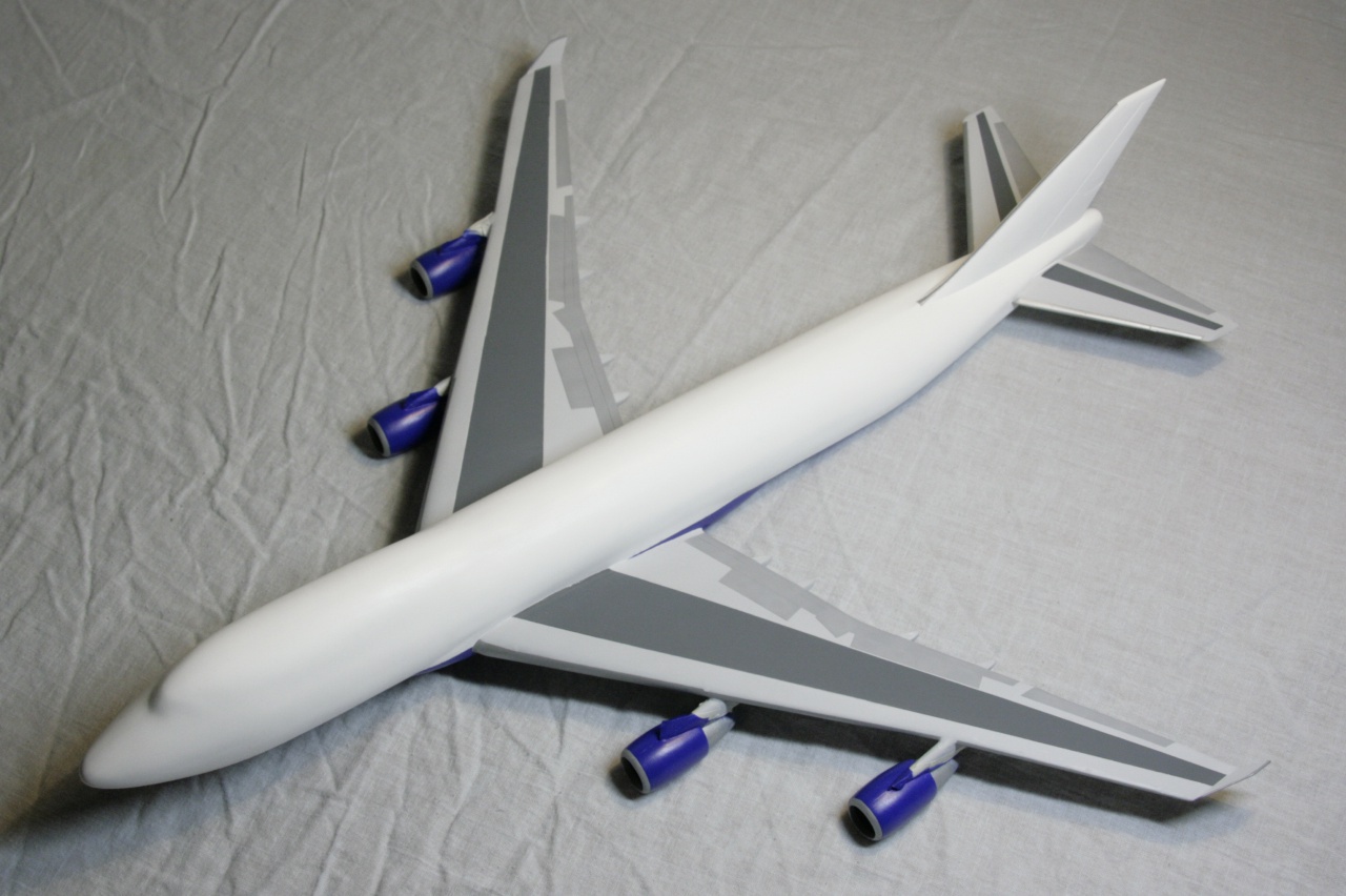 [Fighters Mag] Boeing 747-400F 1/144 Revell (base E4-B) - British Airways 390688MG1014