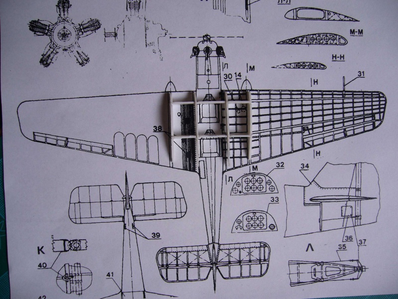 Yakovlev UT-2 au 1/48 en scratch 416470debut