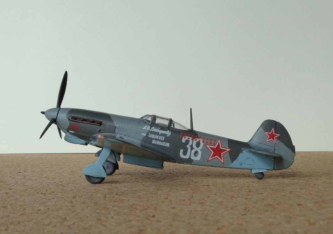 Yakovlev yak-9T Dakoplast 1/72 420925DSC01460