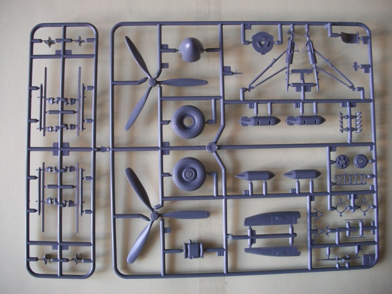 Mosquito B Mk.IV/Pr Mk IV [ Tamiya ] + Kit T2m 421053MosquitoPrMkXVITamiya026