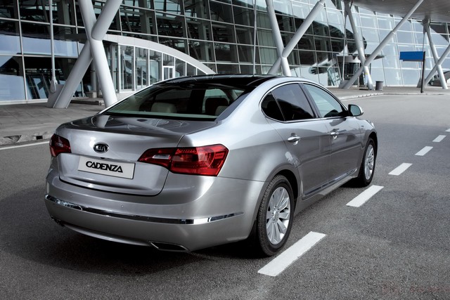 nouvelle Kia Cadenza (2009) 421122kiacadenza7