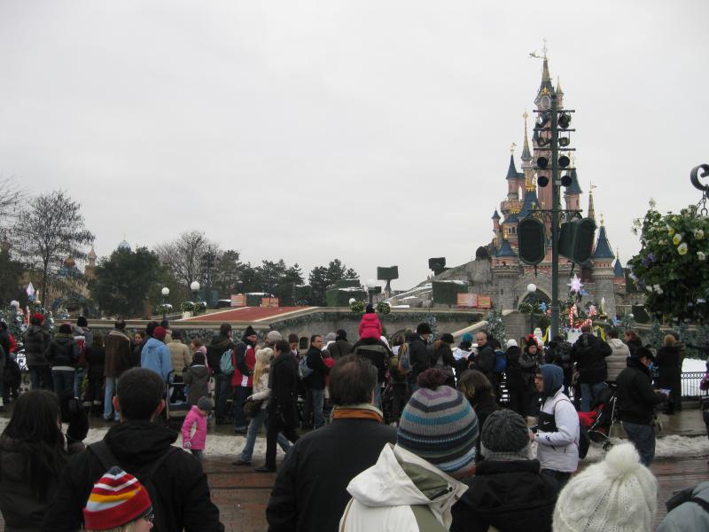 [Disneyland Paris] Disneyland Hotel - chambre Castle Club (8-10 décembre 2010) (début du TR p.9) - Page 10 423559IMG2515