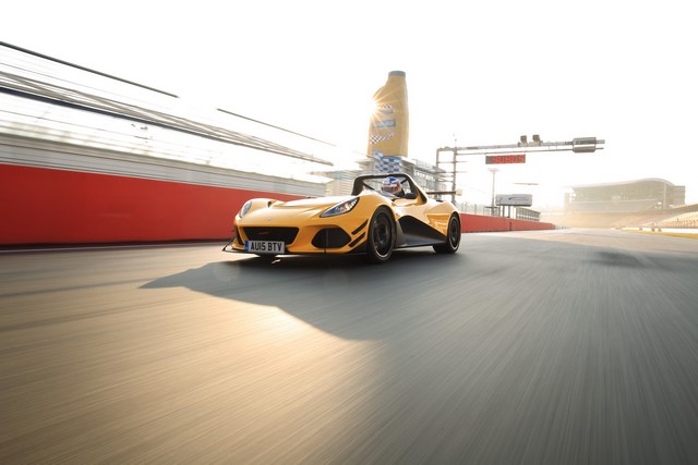 Lotus 3-Eleven établit un nouveau record au tour sur le circuit  d'Hockenheim  4252482016Lotus3ElevenSportAuto02