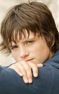 Josh Hutcherson 428669571A