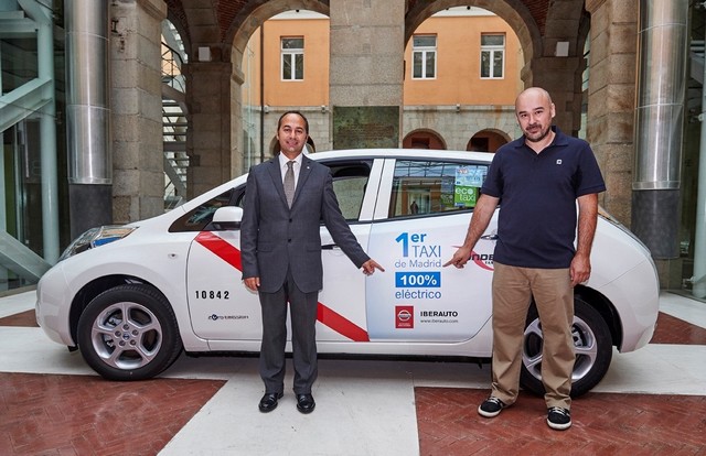 NISSAN LEAF : La Flotte De Taxis 100% Électriques S'étend Encore En Europe 42915312553389