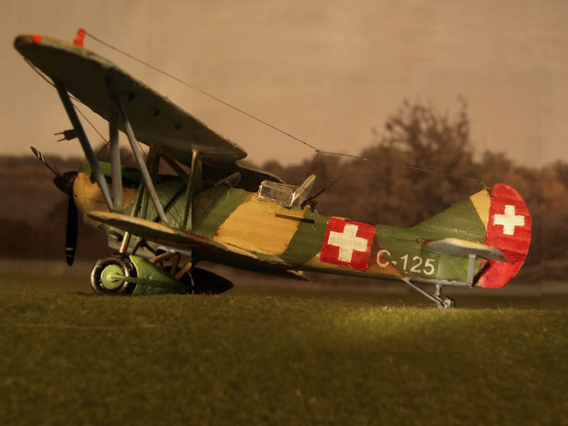 Bidouille Modèles EKW C-35 (dernier descendant du Fokker C-V) 434241C039