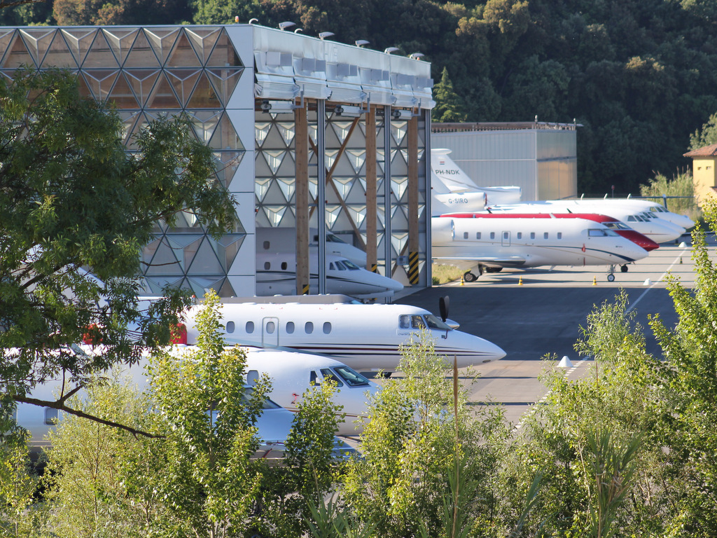 Aéroport de Cannes-Mandelieu [LFMD-CEQ] Mai 2014   - Page 2 436253IMG9280