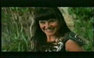 Les pires photos de Lucy/Xena - Page 17 442092Image2