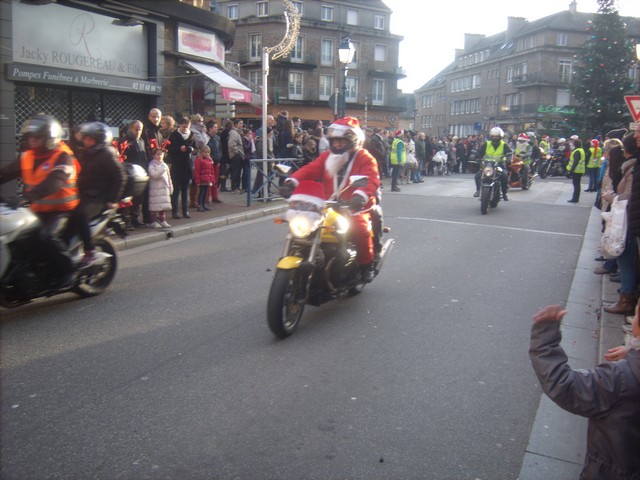 Vire 14500 : Parade de Noël Dimanche 14 Décembre 2014 449617021