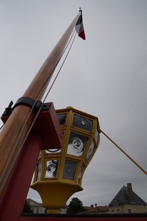 [Marine à voile] L'Hermione - Tome 1 - Page 22 452357DSC06665