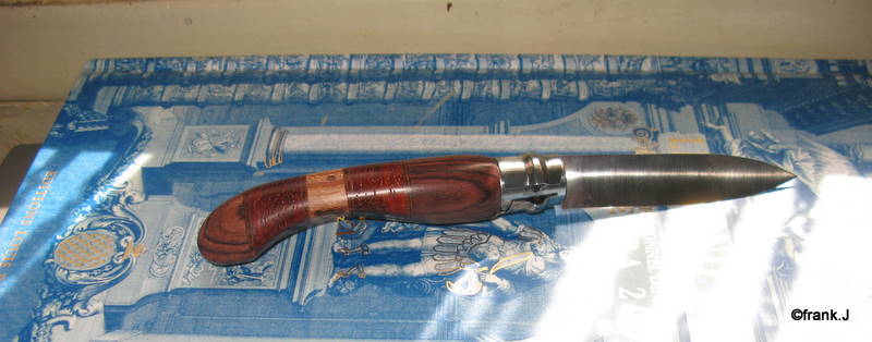 Opinel "custom" 2011 made in Frank - Page 3 454104Assemblageboisdeviolettespadouketcerisier3