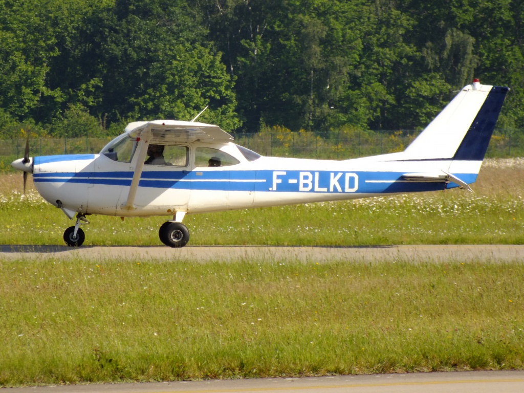 Spotting du 17/05/2014 457072Main8167