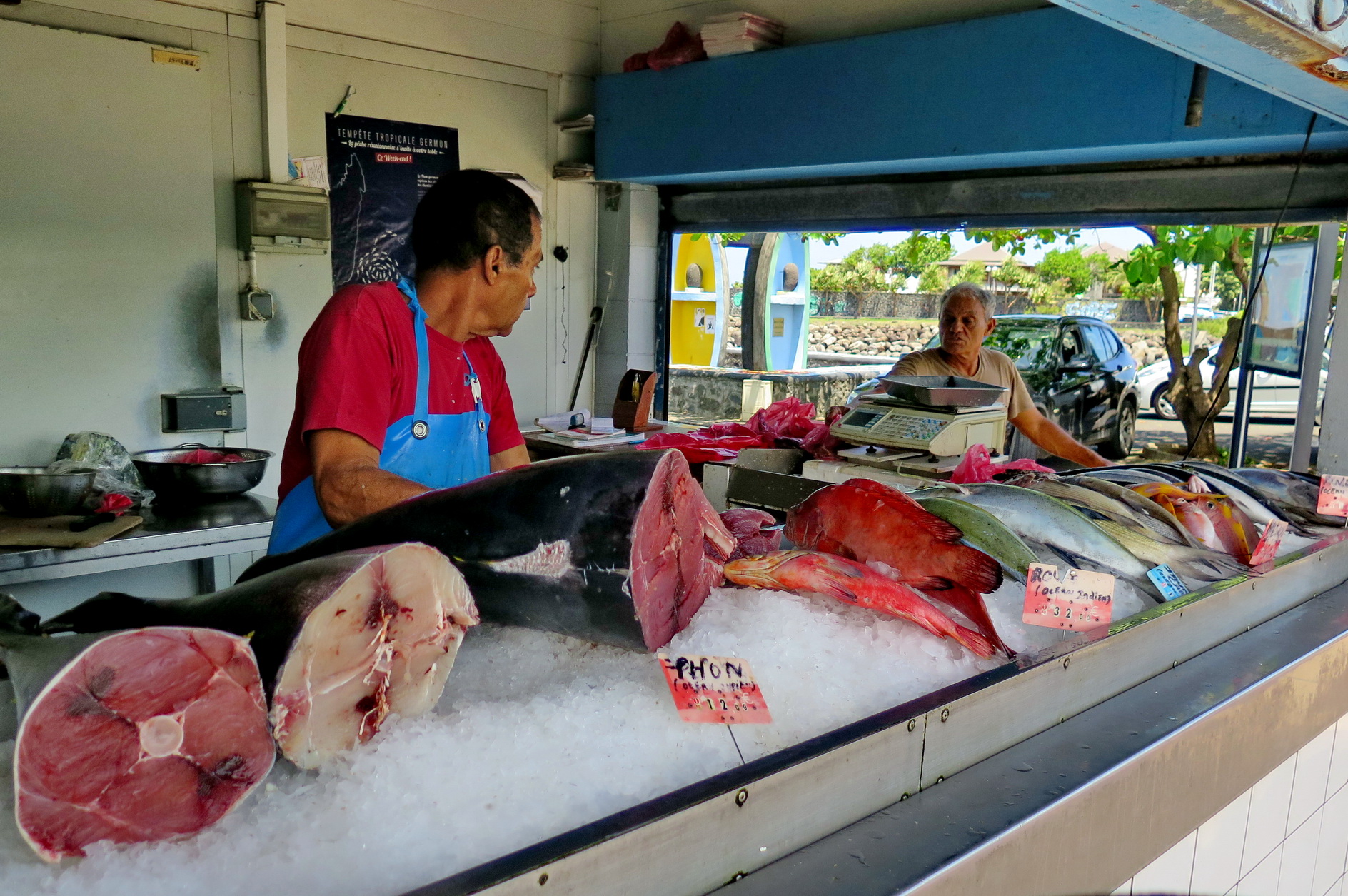  [Vie des ports] Les ports de la Réunion - Page 2 462992IMG0375