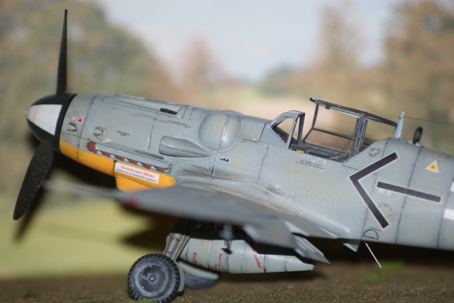 Messerschmitt BF 109 G.6  Hermann Graf 465965DSC05924