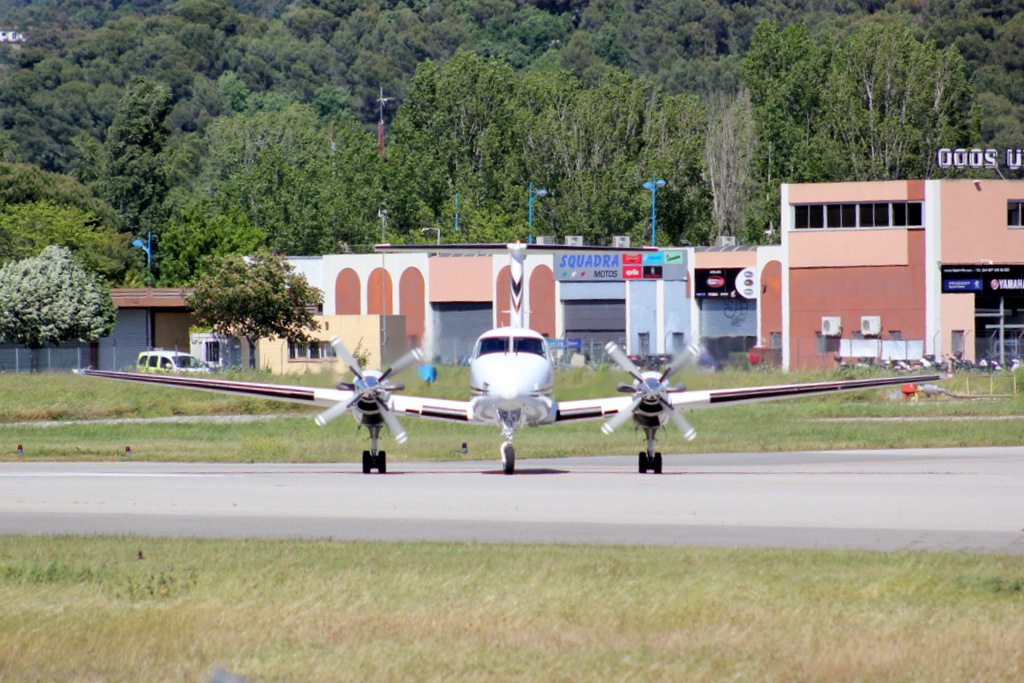 Aéroport de Cannes-Mandelieu [LFMD-CEQ] Avril 2014  - Page 2 467254IMG5891