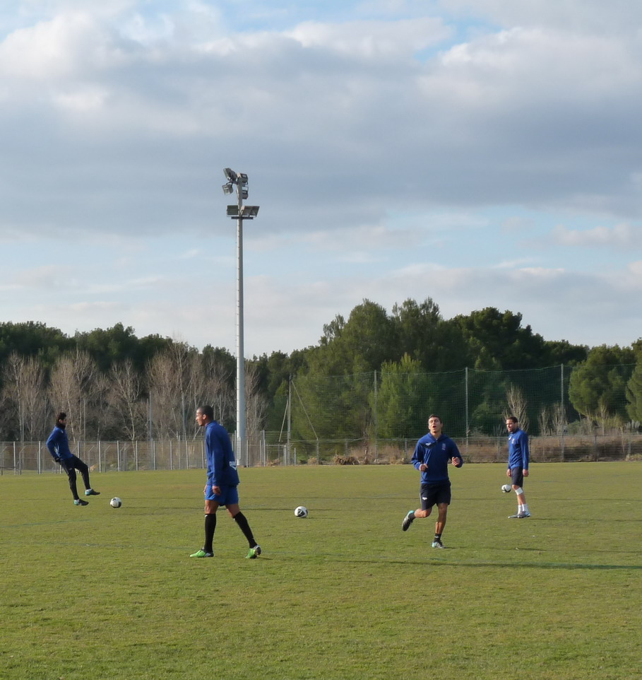 LE F.C.ISTRES OUEST PROVENCE ..LA PROVENCE SEREINE  471158P1130491A