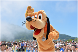 2019 - [Tokyo Disney Resort] Programme complet du divertissement à Tokyo Disneyland et Tokyo DisneySea du 15 avril 2018 au 25 mars 2019. 471231ondo5