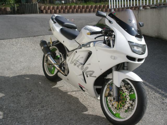 Modèle 95/97 full blanc 472424zx6rmars20115