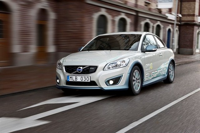 VolvoCar Group Systéme De Recharche Sans Cable Pour Véhicules Éléctriques 473268VolvoC30Electric1