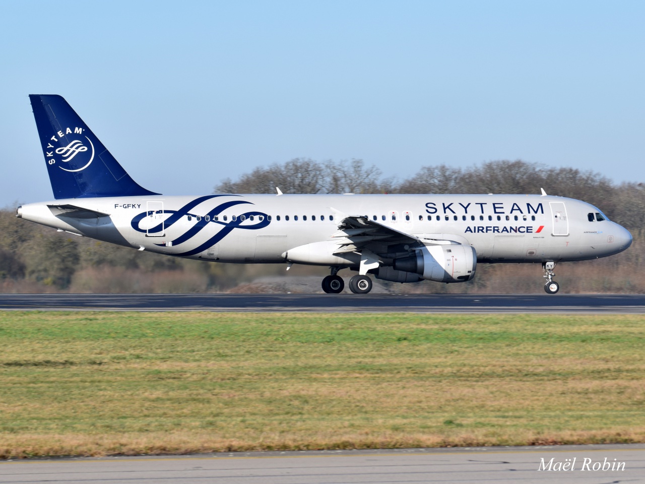 [F-GFKS & F-GFKY] A320 Air France Skyteam c/s - Page 3 481173DSC0123