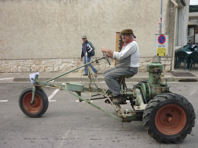 Défilé des vieux tracteurs 490043SENAS5Oct2014211