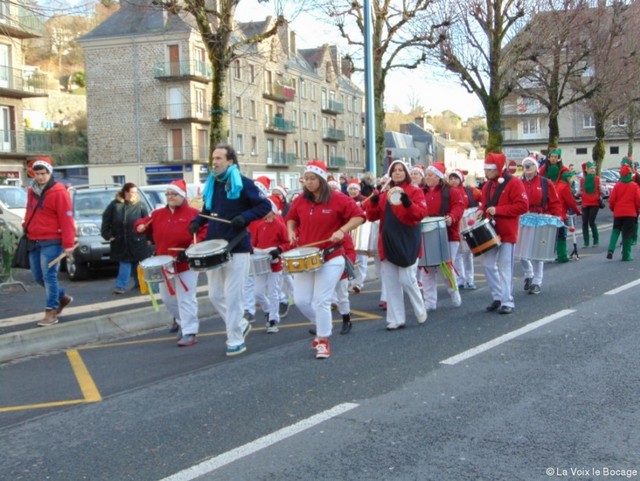 Vire 14500 : Parade de Noël Dimanche 14 Décembre 2014 498948031