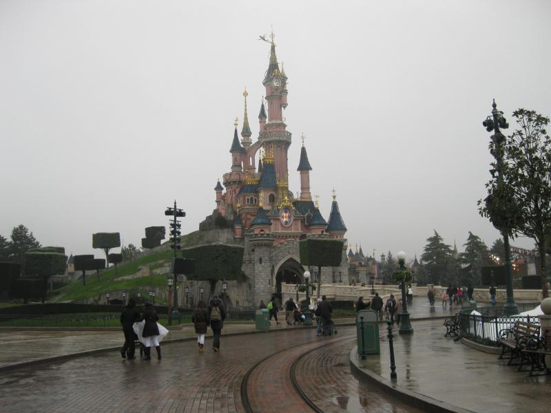 [Disneyland Paris] Disneyland Hotel - chambre Castle Club (8-10 décembre 2010) (début du TR p.9) - Page 8 510759IMG1897