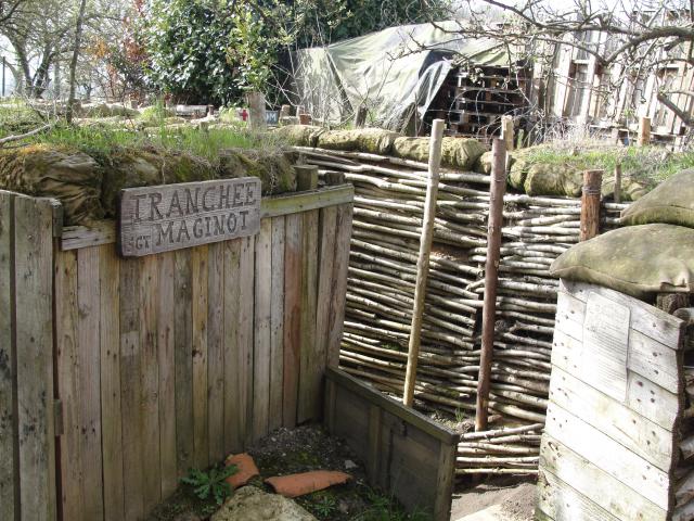 Visitez une tranchée et un cantonnement allemand vers Verdun. 514379DSC00514