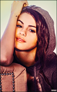 Aglæ Smith 525510SelenaGomez6