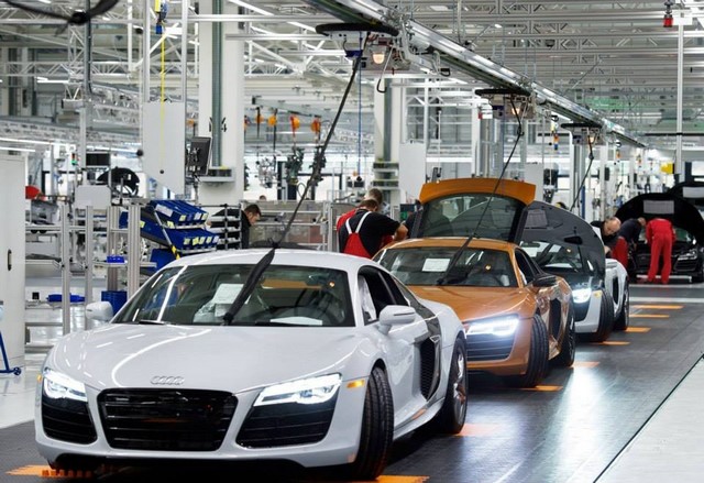 Audi étend son site de Neckarsulm  533603AudiR8Neckarsulm3