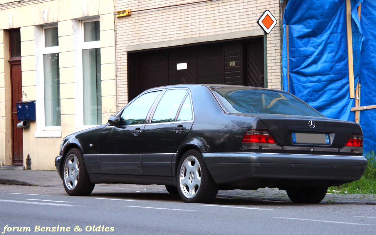 j'ai vu une Mercedes-Benz classe S w140 sur la route, et j'ai fait une photo 536909mbw140street0044w1280800