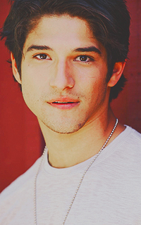 Tyler Posey ▬ 200*320 539349tylerposey18