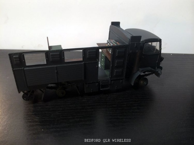 bedford qlr wireless IBG models 1/35 547180interieurbedford003