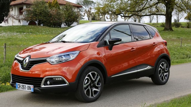 Renault Clio et Captur : la boîte EDC disponible avec le dCi 90  548099RenaultCaptur15