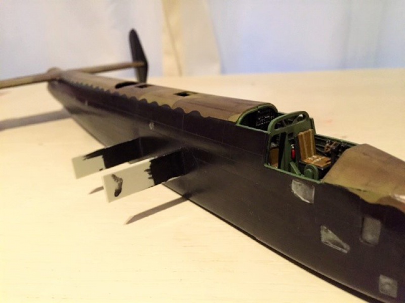 Handley Page Halifax REVELL 1/72 - Page 8 548379image10