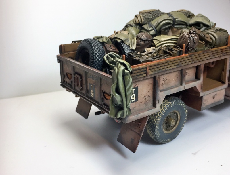 [Concours Désert] LRDG 30cwt Chevrolet Truck /Tamiya - 1/35  - Page 10 552919IMGE2846