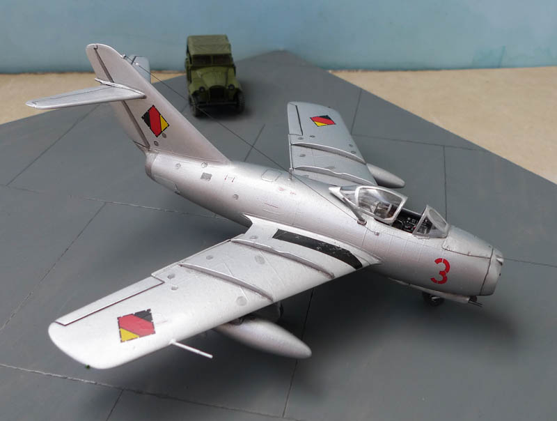 [VINTAGE 2012] - Mig 15 Est allemand - KP. 553021Mig1541