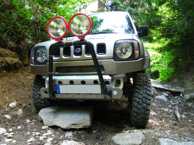 Installation fausse prise d'air sur capot Jimny essence  553626m5