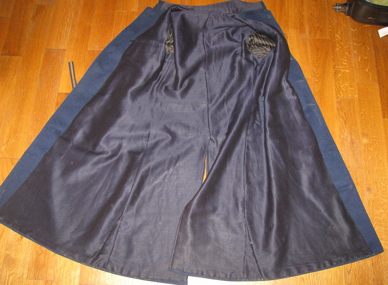 manteau d'officier GDFB modèle 1913 ou cavalerie? 556934IMG0969