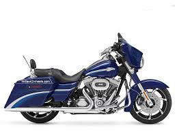 Street Glide CVO combien sommes nous sur Passion-Harley - Page 4 563357streetCVO2010bleue