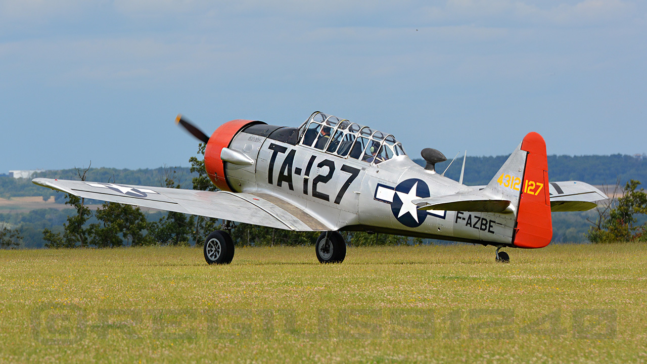 Aérodrome de Cerny - La Ferté Alais 565460LFFQ2014081700340211SWEB001