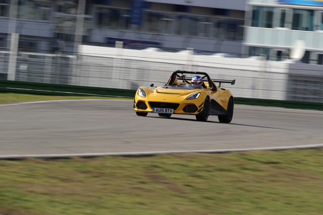 Lotus 3-Eleven établit un nouveau record au tour sur le circuit  d'Hockenheim  5683222016Lotus3ElevenSportAuto07