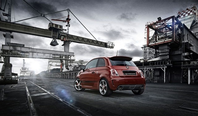 Abarth au Salon International de Genève 2015 573774595Competizione02