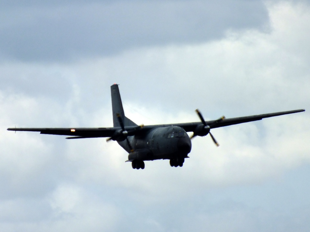 Spotting du 24/08/2013 : Patrouille de France + Transall + Cartouches dorrés - Page 2 589008Aoutn11421