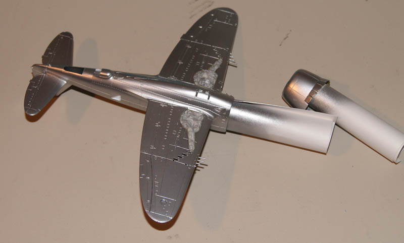 [MC5 - P47] Comparatif de P47D Thunderbolt au 1/72. Tam Aca peinture y'a qu'à, Hasegawa décals et des dégats, academy ...aussi - Page 4 592547revalu2