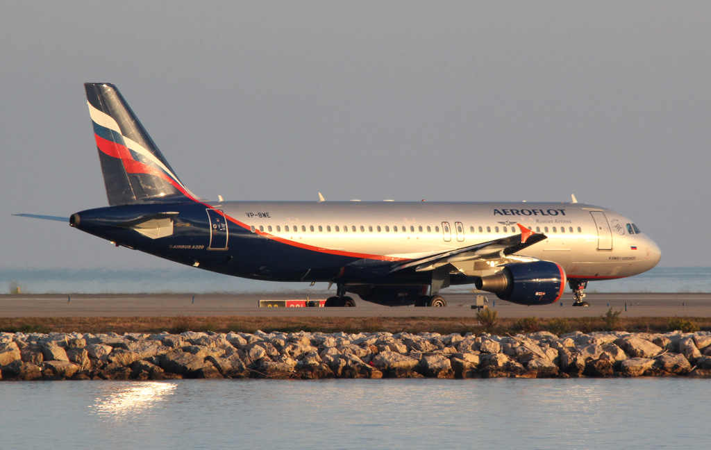 Aéroport de Nice Côte d'Azur , [LFMN-NCE] - Page 5 594993IMG9926